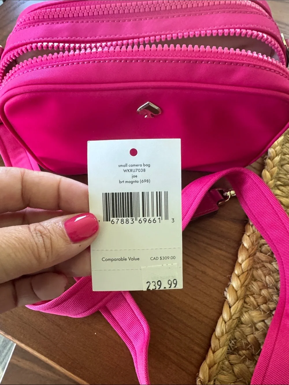 kate spade fuchsia pink crossbody camera bag - Picture 2 of 3